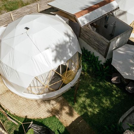 爱妮岛 Domes And Dreams Lio Glamping酒店 外观 照片