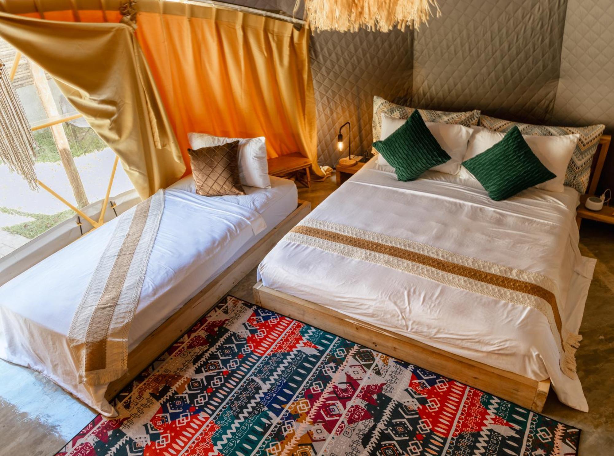 爱妮岛 Domes And Dreams Lio Glamping酒店 外观 照片